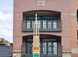 3342 N Halsted St APT 2, Chicago, IL 60657