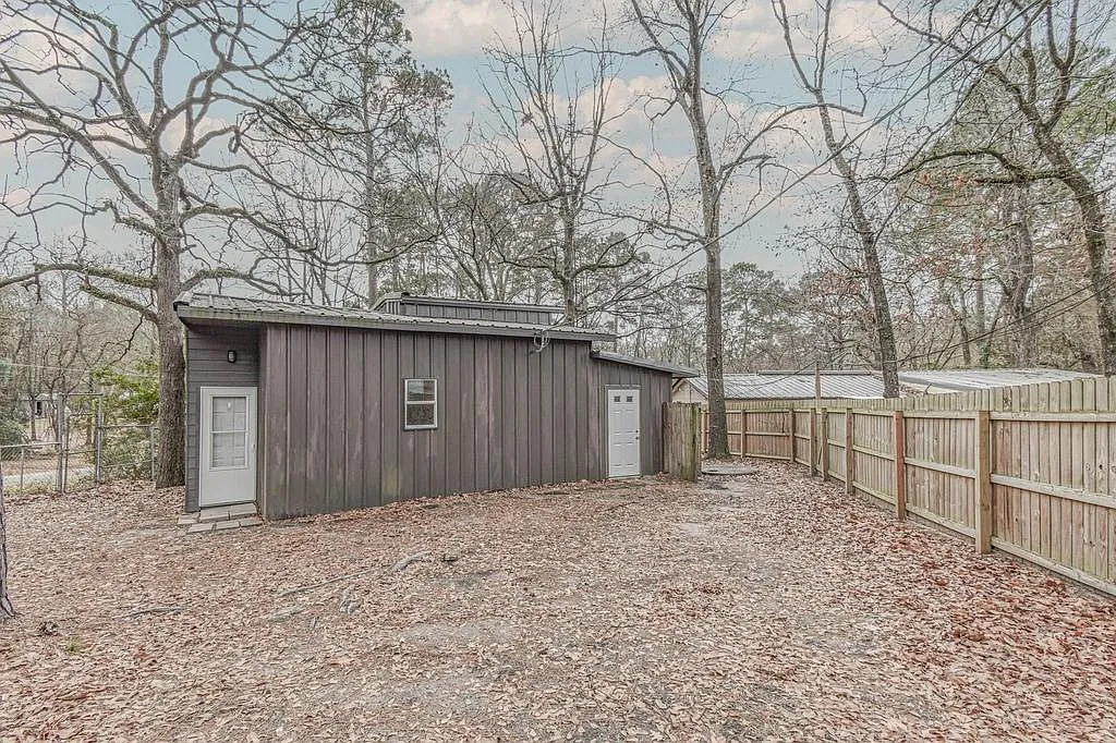 1 bed, 1.0 bath, 641 sqft, $1,000 — Photo 3