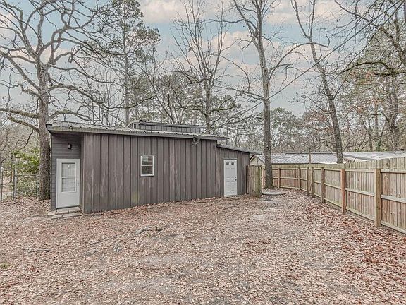 3rd image of 20011 Parkway Ln #B
