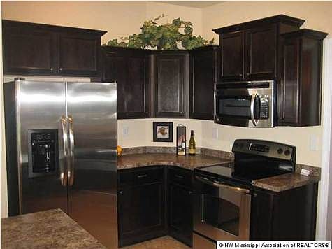 3rd image of 9387 Lorrie Ln