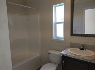 483 Harrison Dr, Davison, MI 48423