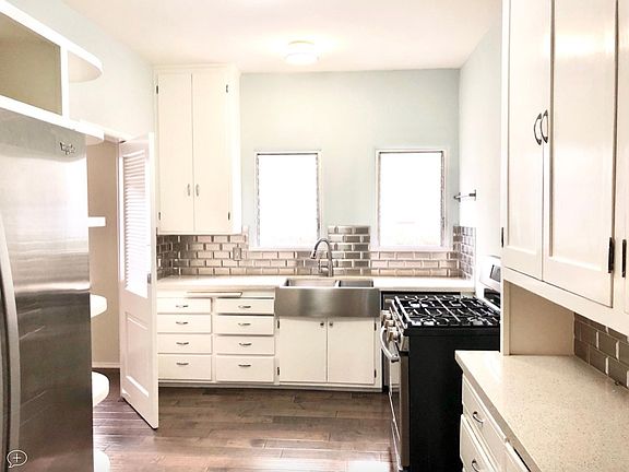 2nd image of 250 S Spalding Dr APT 3