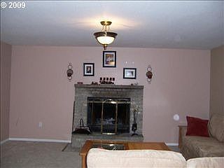 3rd image of 11812 NE 46th St