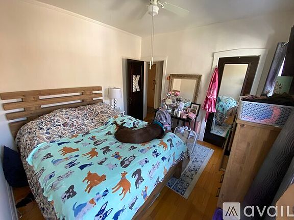 4th image of 1703 W Catalpa Ave #2E