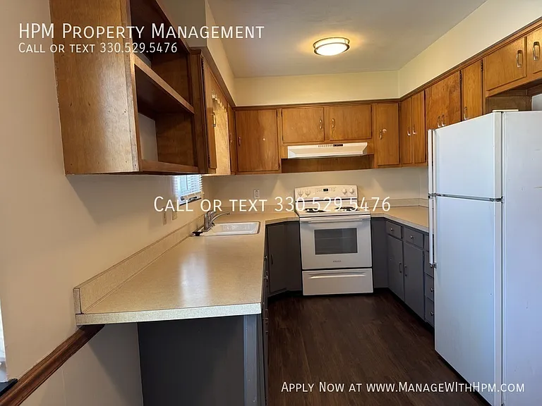 735 S Firestone Blvd — Photo 16