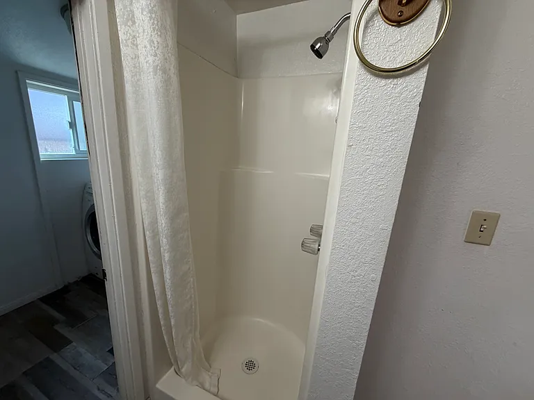222 Elder Ave — Photo 20
