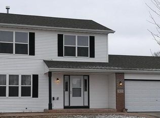 3122 Chanters Ct, Rockford, IL 61109