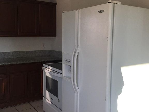 5th image of 2516 N Bond Ave #2518