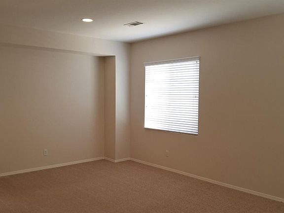 5th image of 14290 Desert Rose St