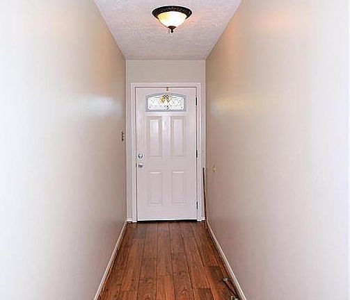 2nd image of 1813 Meadow Creek Dr