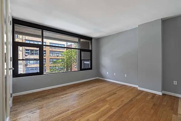 Rented by Tourma Realty LLC | media 28