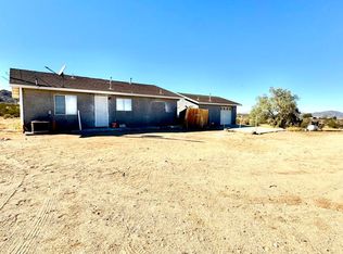 1863 Cypress Ln, Landers, CA 92285