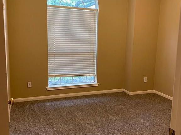 3rd image of 15630 Brookwood Lake Pl