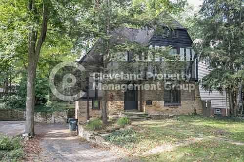 2nd image of 534 Greenvale Dr