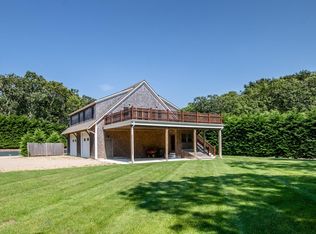 42 Holly Bear Ln, Edgartown, MA 02539