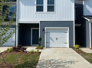 2313 Belterra Dr, Charlotte, NC 28216