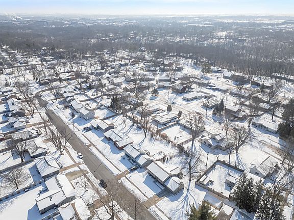 3rd image of 4024 Ross Rd