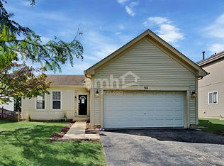 511 Savannah Ln, Bolingbrook, IL 60440