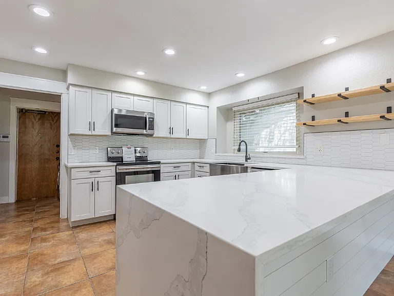 2331 Bluffridge St — Photo 12