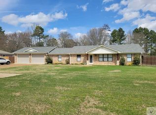 20 Shady Acres Ln, Texarkana, TX 75501