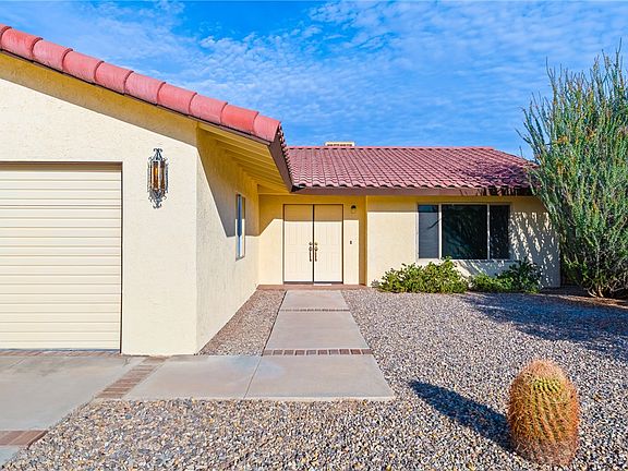 4th image of 1135 Avenida Del Sol