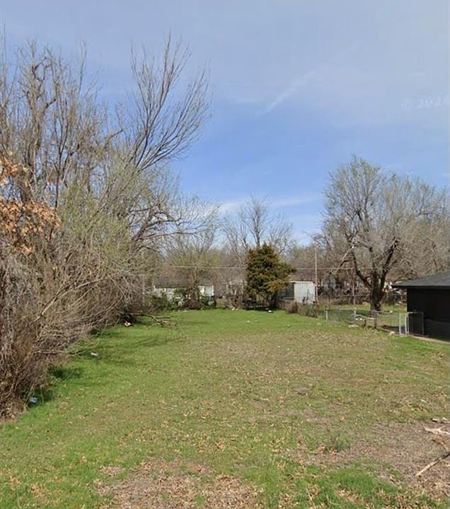 1st image of 4217 NE 19th St #22