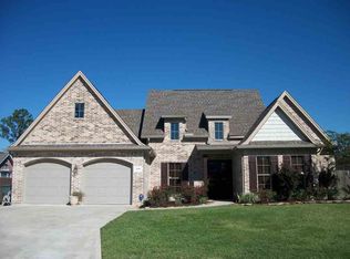8340 Glen Rose Cir, Beaumont, TX 77713