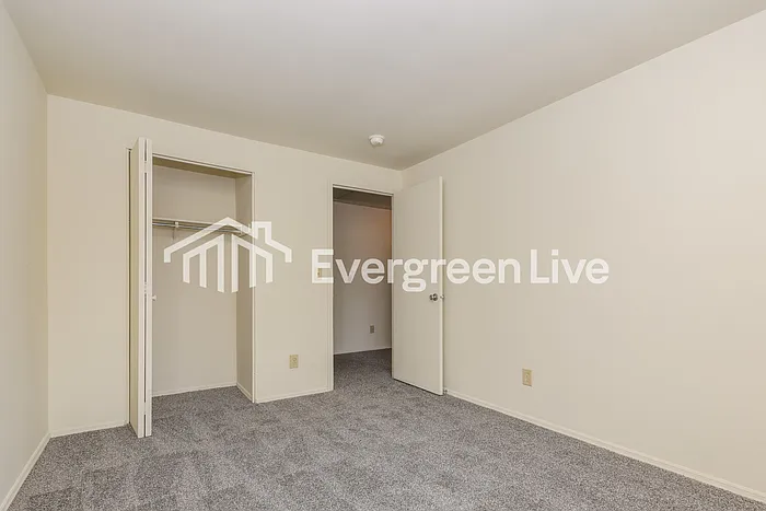 7973 Mount Hood — Photo 13