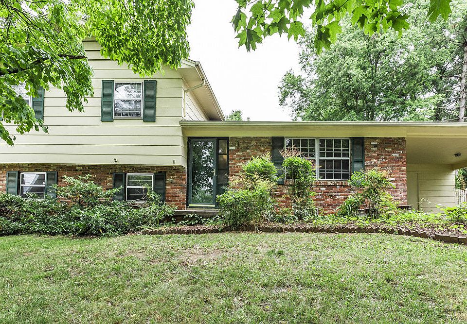 1st image of 7529 Luscombe Dr