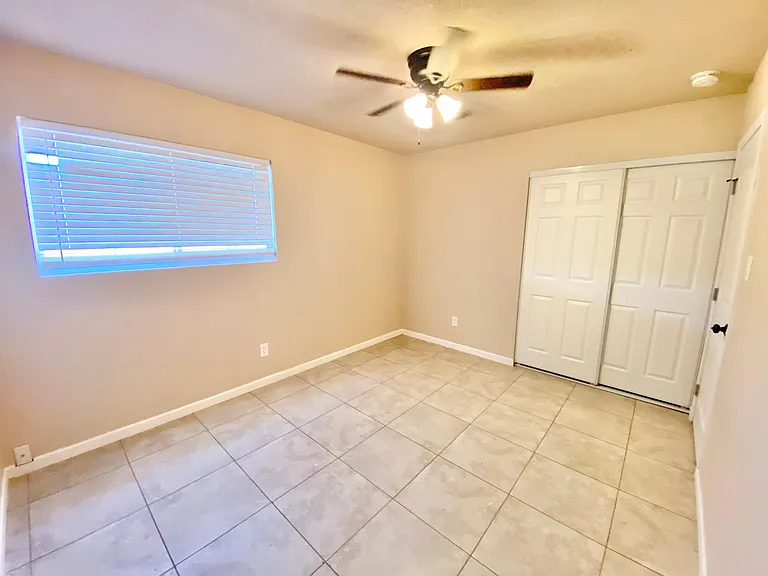 1784 S Meadowbrook Ave — Photo 12