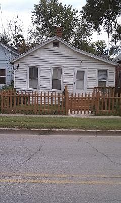 2nd image of 602 E Washington St