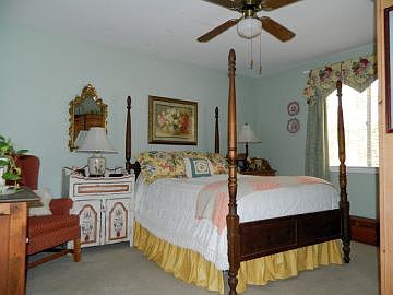 5th image of 771 Willow Creek Dr