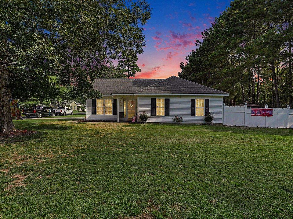 1st image of 3002 Denine Dr.