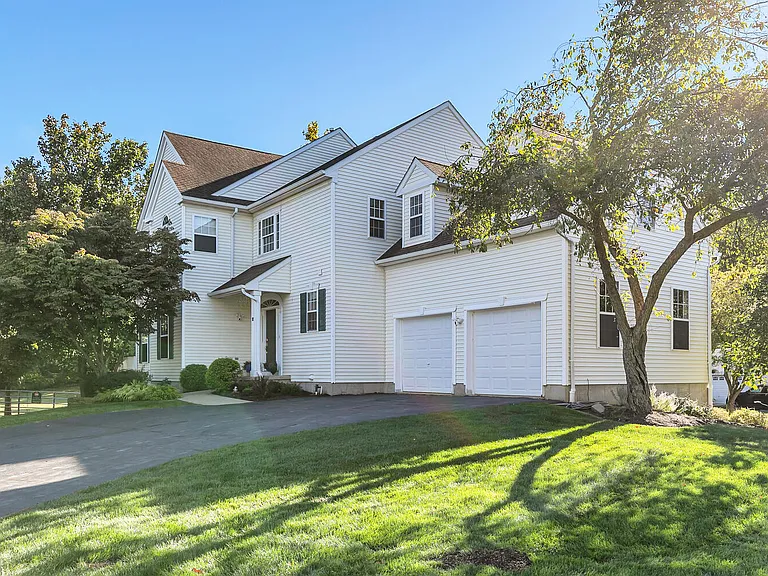 22 Honeyman Rd — Photo 2