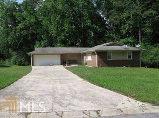 2945 Windsor Dr, Lithia Springs, GA 30122