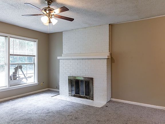 3rd image of 1627 W Hefley St