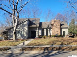 15270 Pine St, Omaha, NE 68144