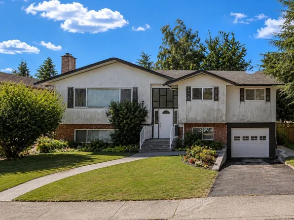 11410 75b Ave, Delta, BC V4C 1K3
