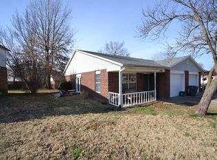 1533 N Dawn Dr #1, Fayetteville, AR 72703