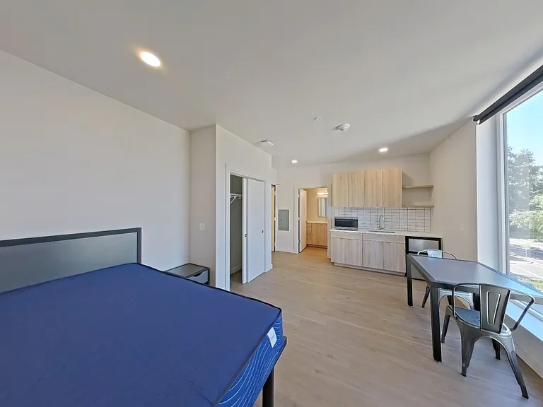 11th and Ferry Lofts — Photo 31