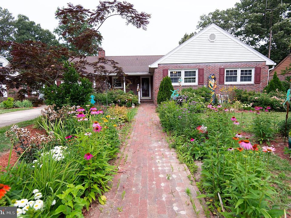 1st image of 505 Edlon Park Dr