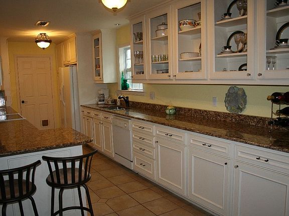 Lots of Cutom Cabinets/Pantries!