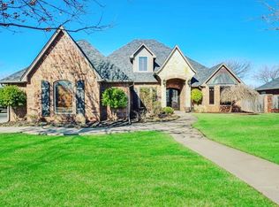 210 Red Frk, Clinton, OK 73601