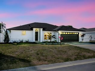6647 68th St E, Bradenton, FL 34203