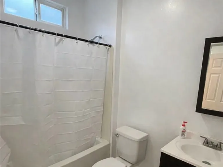 5610 S Saint Andrews Pl — Photo 8