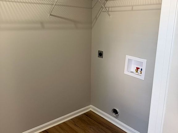 2nd image of 224 Patsy Dr #3