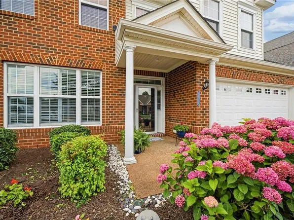 1517 Eagle Glen Dr, Chesapeake, VA 23322