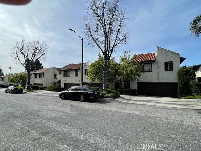 1st image of 3200 Fairesta St APT 8