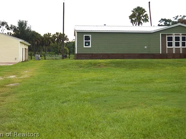 5168 Deer Run Dr, Zolfo Springs, FL 33890