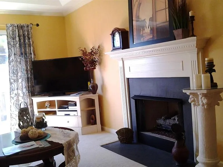 400 Cliffview Ct — Photo 13